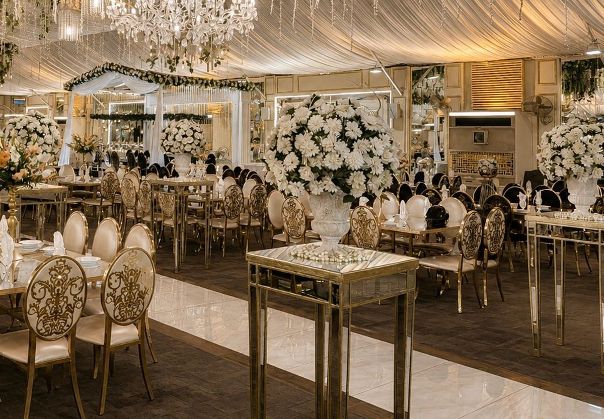 Dining setup